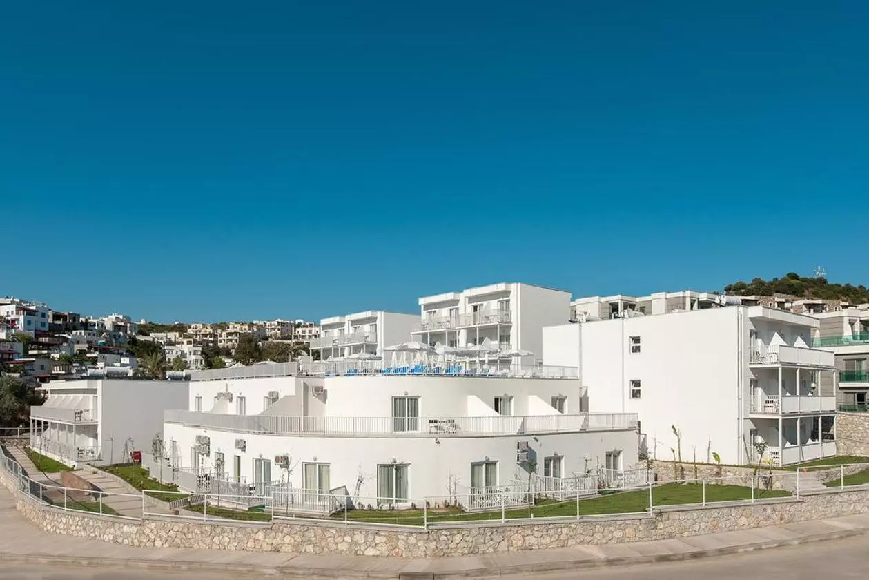 BODRUMBEACH_SHABAVIZ (10).jpg